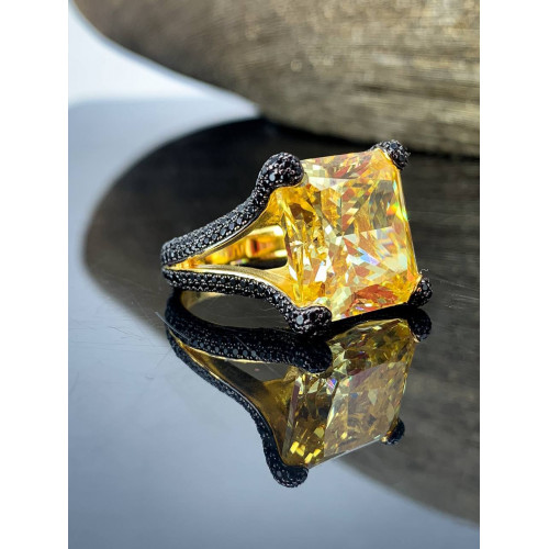Кольцо Grisogono High Jewelry желтое с черными камнями (серебро 925)