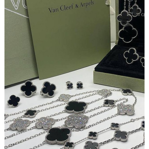Серьги-гвоздики Van Cleef с агатом, 1 мотив, 1см