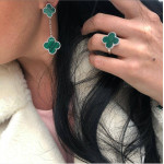 Серьги Van Cleef 2 мотива зеленые в белом
