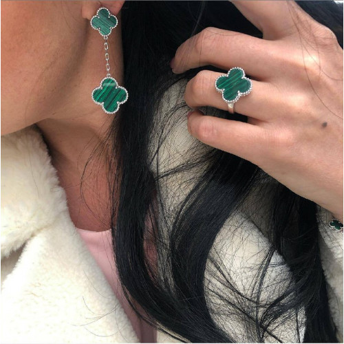 Серьги Van Cleef 2 мотива зеленые в белом