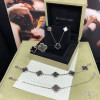 Браслет Van Cleef 1 мотив темный перламутр в белом