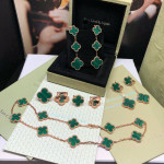 Колье Alhambra 10 мотивов малахит в розовом золоте
