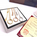 Кулон Cartier в виде гвоздя в трех цветах