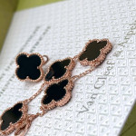 Комплект Van Cleef агат в розовом (серьги, кулон, браслет)