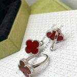 Комплект Van Cleef красный в белом