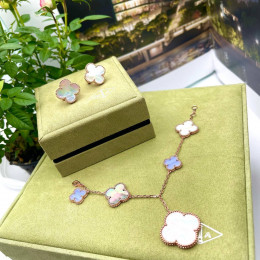 Комплект Van Cleef перламутр в розовом металле