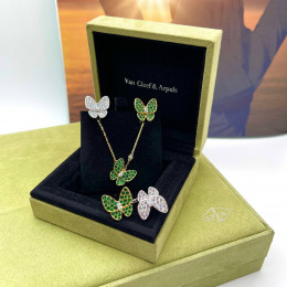 Комплект Van Cleef Two Butterfly зеленый, прозрачный (Серьги, Кулон, Кольцо)