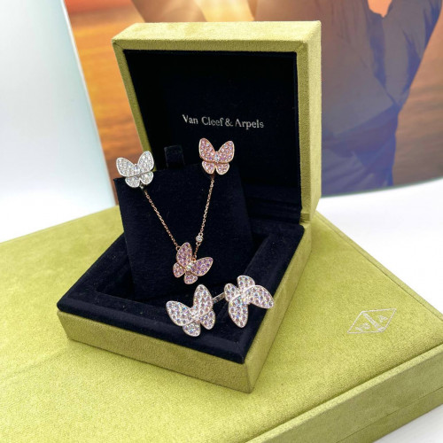 Комплект Van Cleef Two Butterfly розовый, прозрачный (Серьги, Кулон, Кольцо)