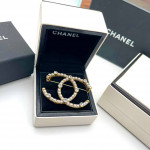 Брошь Chanel С Жемчугом
