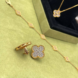 Комплект Van Cleef желтый с цирконами (серьги, кулон, браслет)