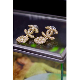 Серьги Chanel текстурные