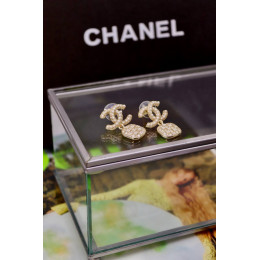 Серьги Chanel текстурные
