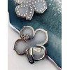 Серьги Balenciaga в виде цветка