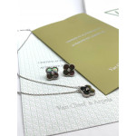 Комплект Van Cleef Alhambra серый перламутр с цирконом, белый металл (серьги, кулон)