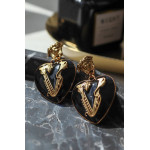 Серьги Versace сердечки черные