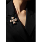 Брошь Chanel С Жемчугом, В Виде Цветка