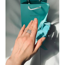 Кольцо Tiffany Victoria белое широкое с камнями
