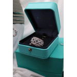 Кольцо Tiffany Victoria белое широкое с камнями