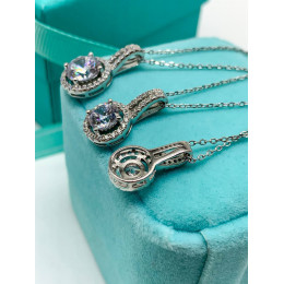 Кулон Tiffany  белый каратник с камнями