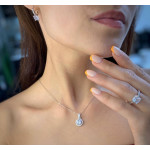 Кулон Tiffany белый каратник с камнями