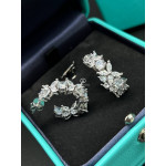 Серьги Tiffany Victoria белые с камнями