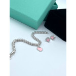 Серьги Tiffany белые с розовым