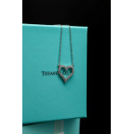 Кулон Tiffany Hearts белый с камнями