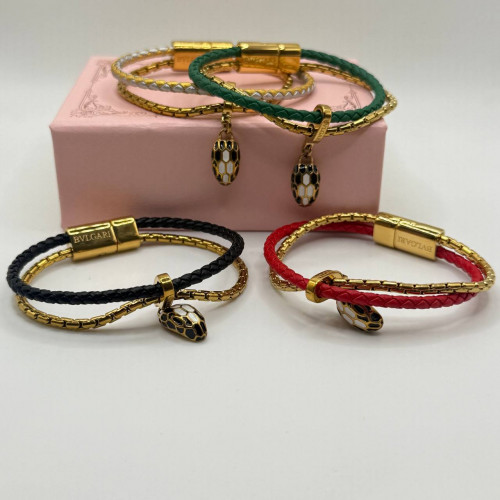Браслет Bvlgari Serpenti желтый металл с зеленым