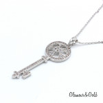 Кулон Tiffany Keys белый с камнями